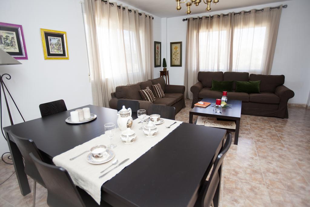 Apartamento Turistico La Ribera Del Marco Caces Buitenkant foto