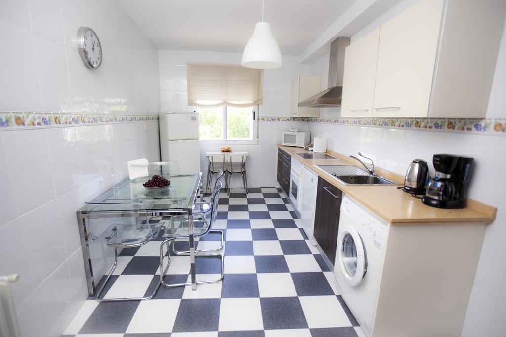 Apartamento Turistico La Ribera Del Marco Caces Buitenkant foto